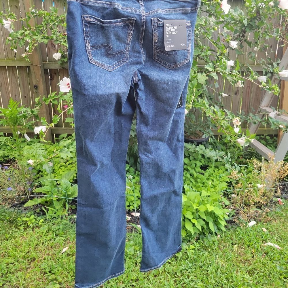 Silver Jeans - Picture 13 of 13